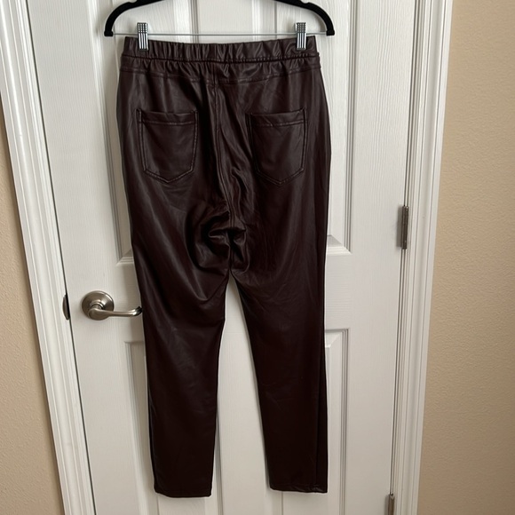 Lilly's Kloset Faux Leather Pants Brown Pull On Elastic Waist‎ Casual Trousers M - Picture 5 of 6